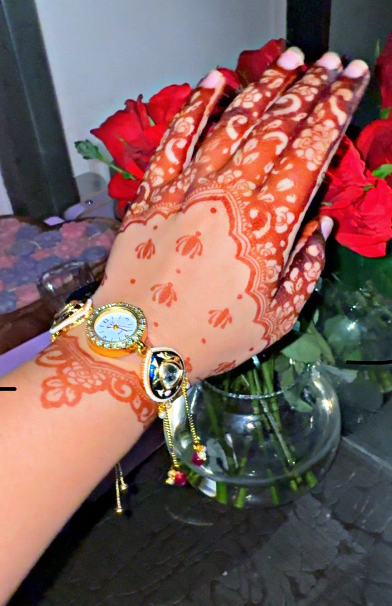 Anshika kundan watch ✨
