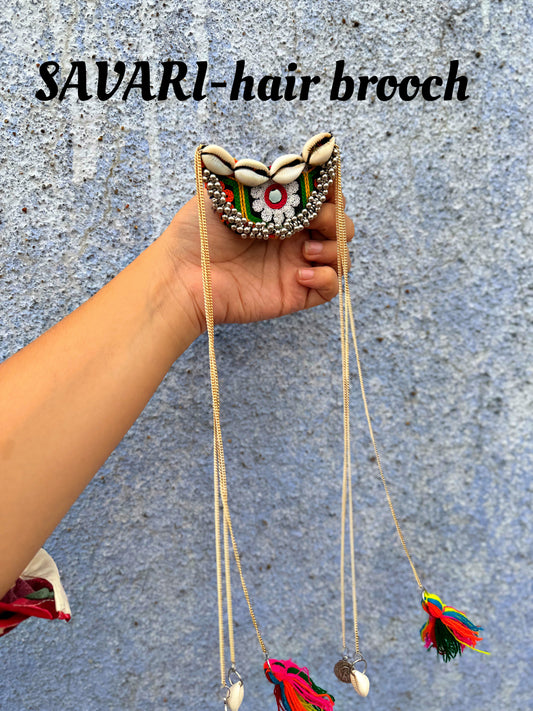 SAVARI- hair brooch