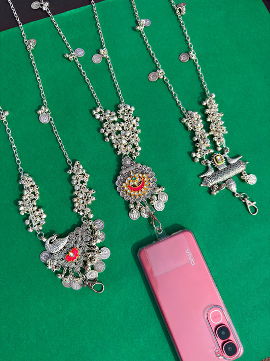 ETHNIC PHONE SLING - SILVER 🤍