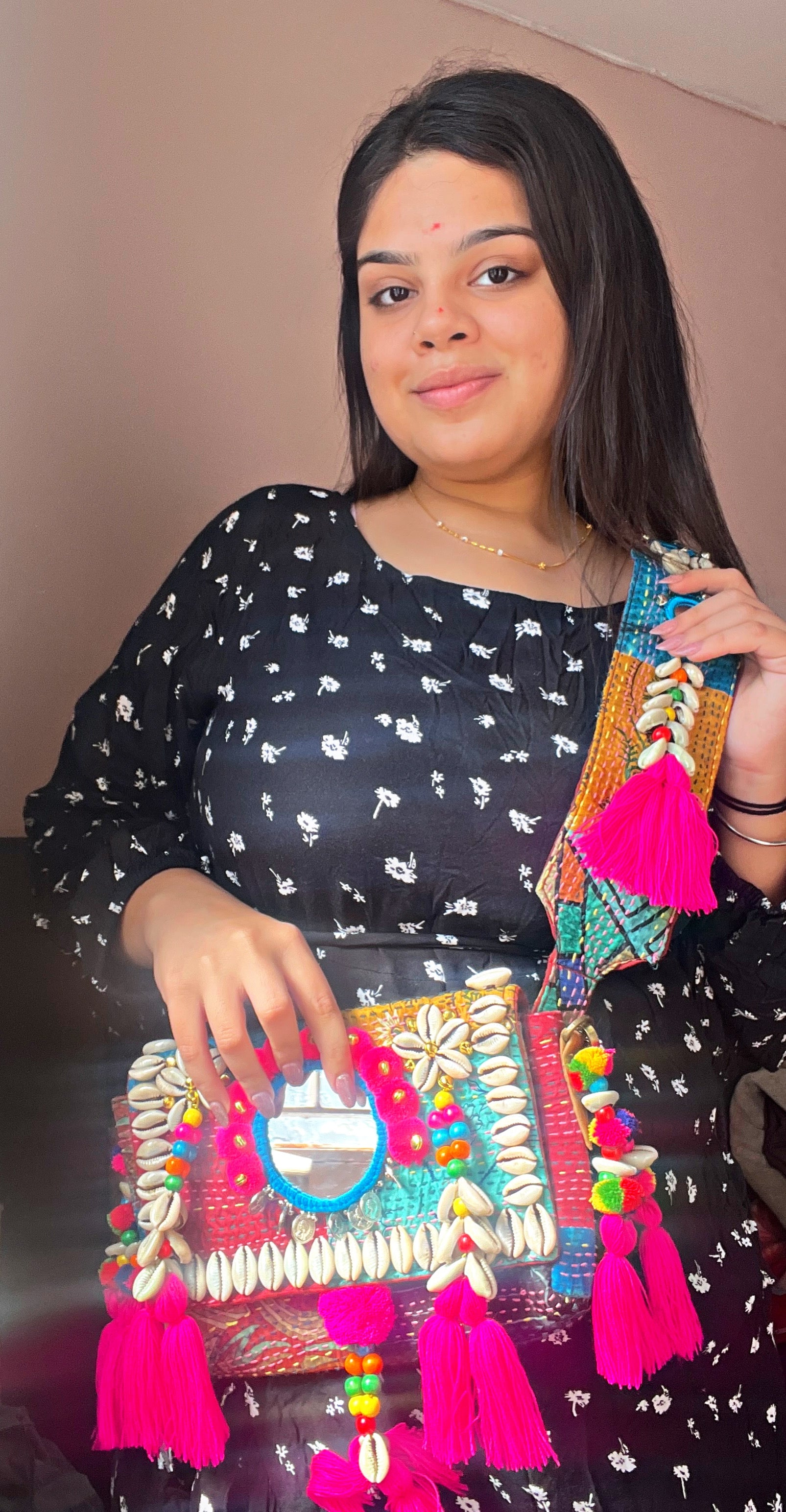 AMBARSARIYA- Mini Sling