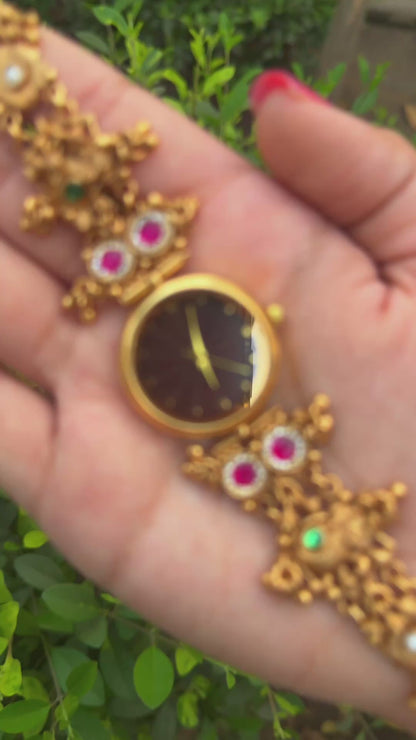 Meera - Heritage Watch ✨